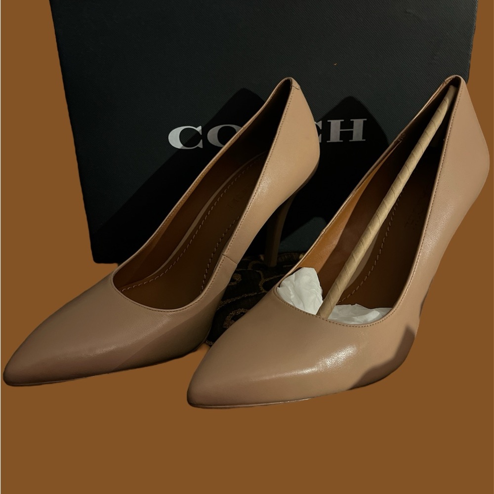 Nib Coach Addie Pointy Toe Addie Pump - Size 9.5 - image 1